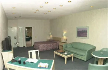 Best Western Plus Montreal East